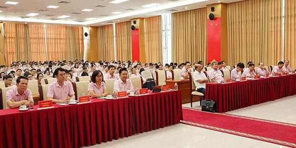 Symposium on studying and following Ho Chi Minh’s ideology, morality and style