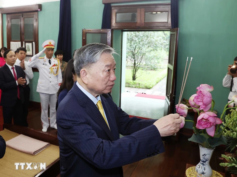 President To Lam commemorates President Ho Chi Minh