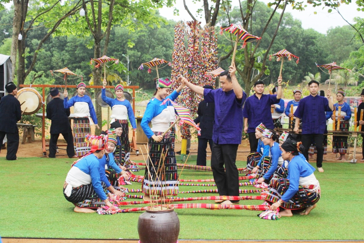 Hanoi suburban tourism Attractive destination in summer