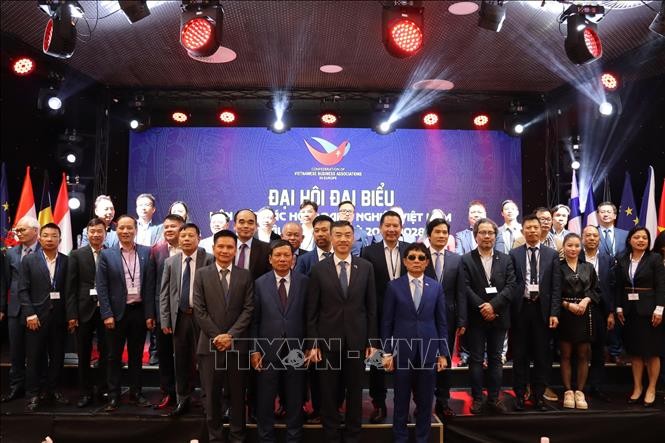 Union of Vietnamese Business Associations in Europe organizes congress