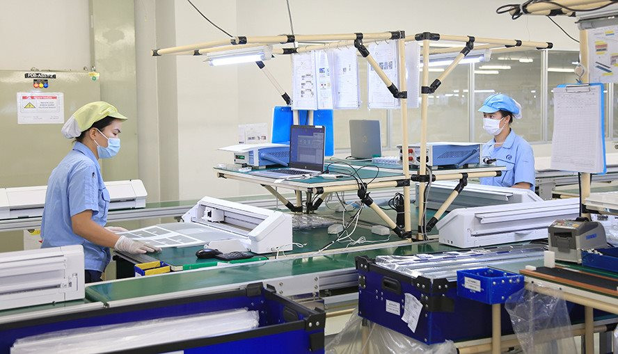 Hanoi strives for GRDP growth of more than 6 5 in 2024