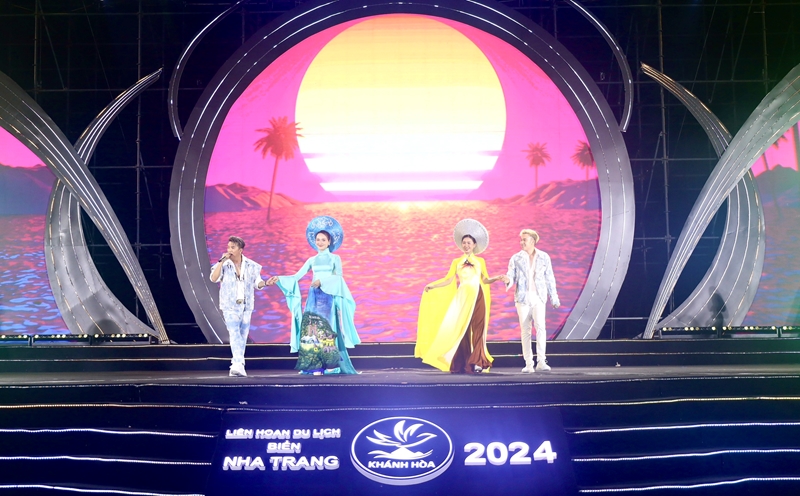 Second Nha Trang Sea Tourism Festival kicks off