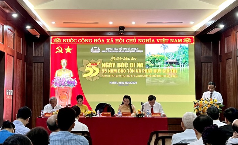 Conference on preserving and promoting value of Ho Chi Minh Relic Area at Presidential Palace for over 55 years