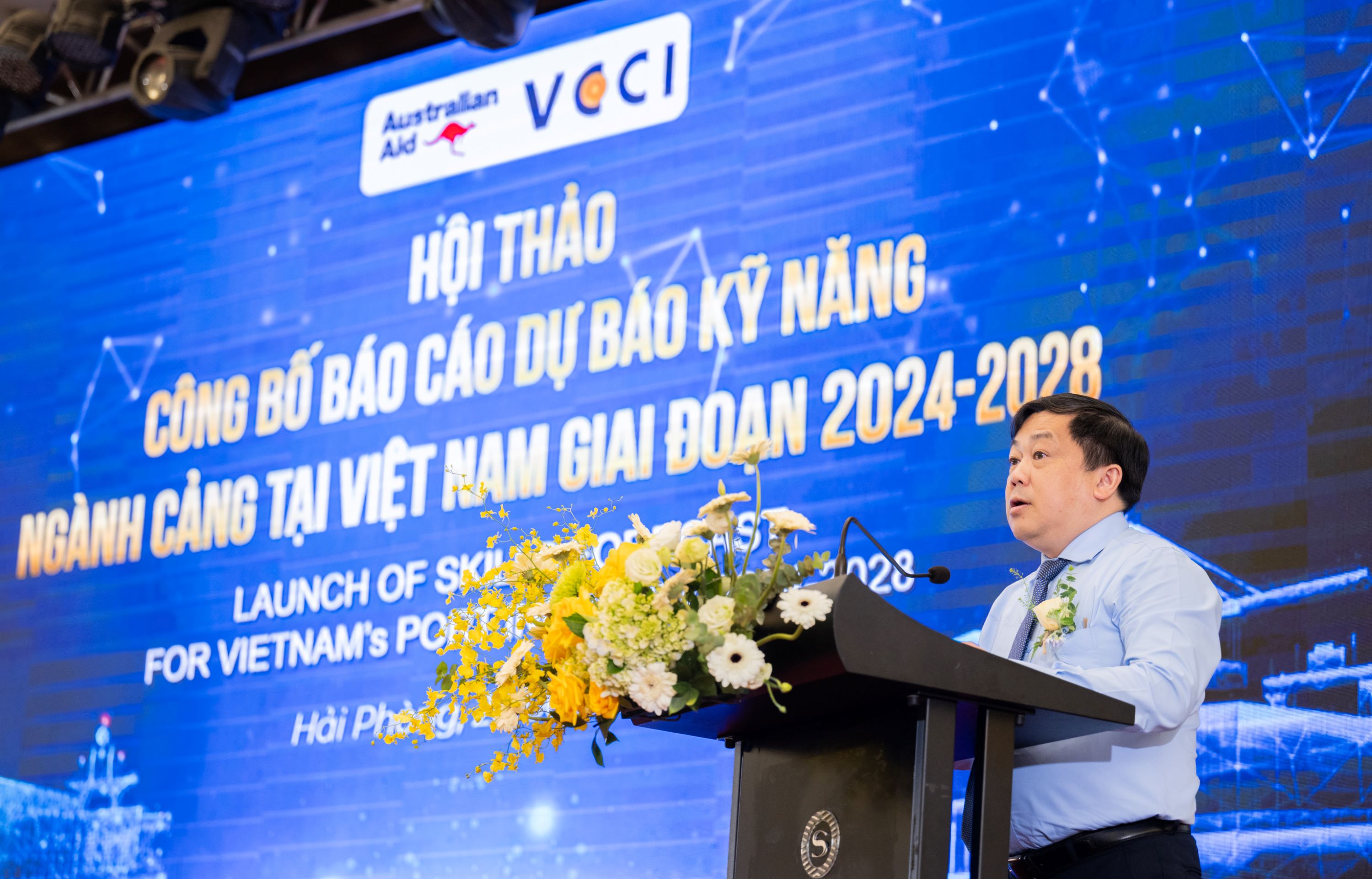 Australia helps Vietnam enhance skills forecast for port industry