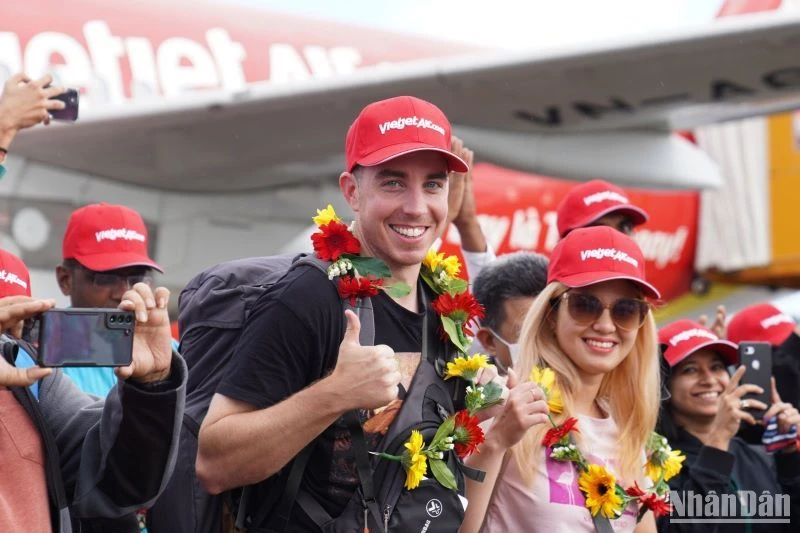 Forbes names Vietjet among 50 best listed companies in Vietnam