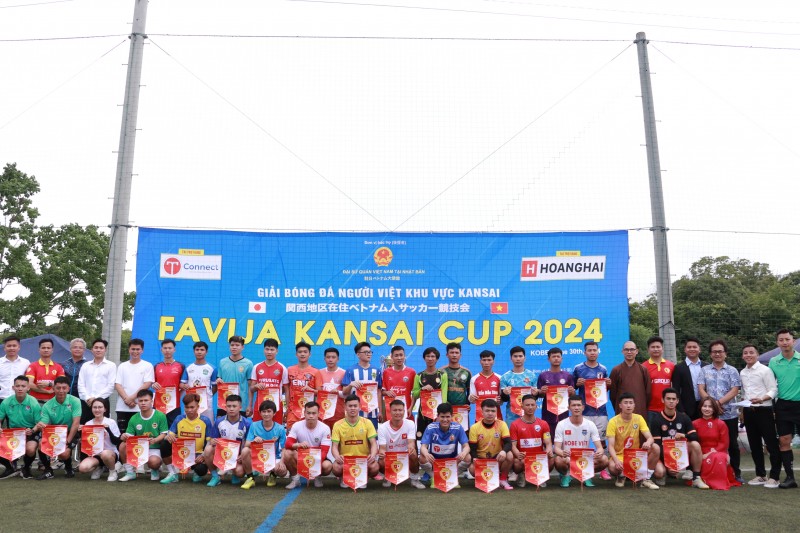 Nearly 30 teams compete in Vietnamese football tournament in Japan’s Kansai region