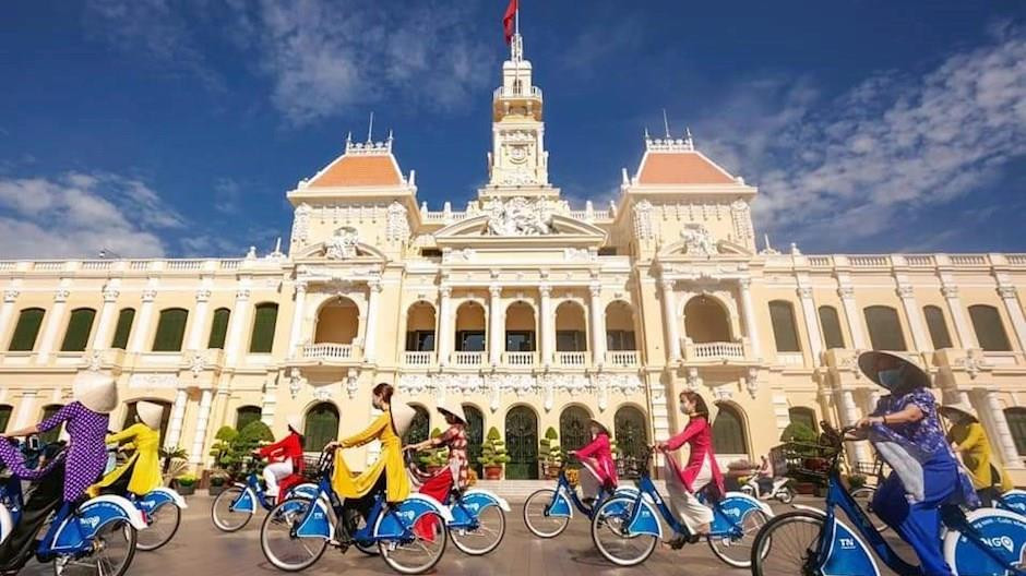 HCM City earns some 93 trillion VND of tourism revenue in six months