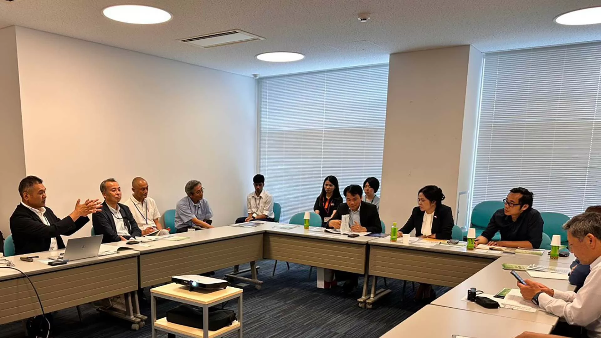 Vietnam and Japan promote cooperation in training high-quality human resources