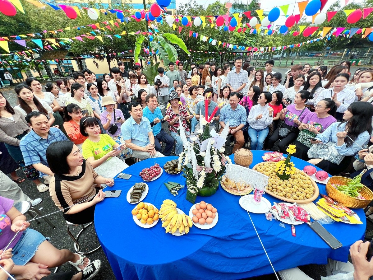 Educational cooperation helps strengthen Vietnam-Laos friendship