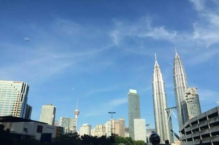 Malaysia s economy grows higher than forecast in Q2