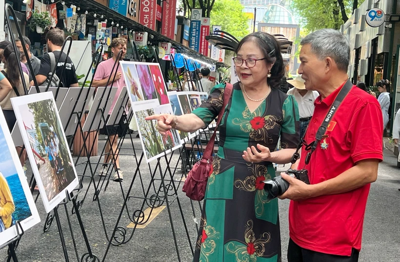 Photos of Truong Sa on display in Ho Chi Minh City