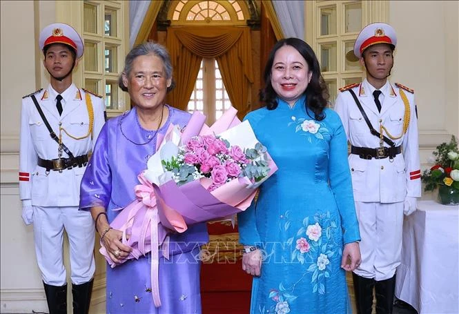 Vice President receives Thai Princess Maha Chakri Sirindhorn