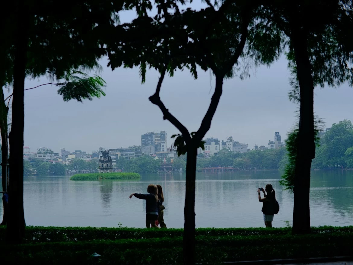 Peaceful and happy Hanoi through photos of Pakistani Ambassador