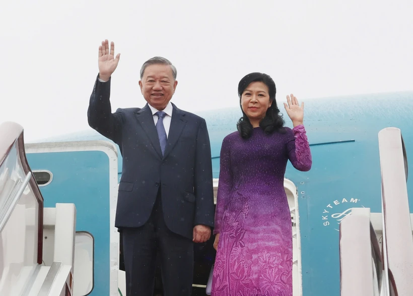 Party General Secretary, State President To Lam leaves for state visit to China