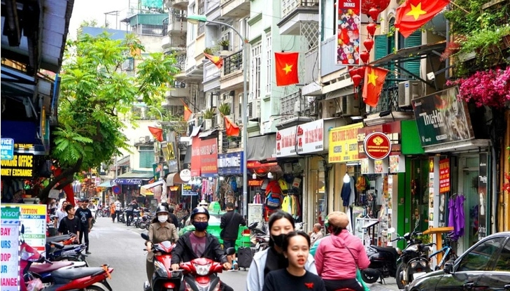 Michelin Guide published an article suggesting a two-day tour in Hanoi