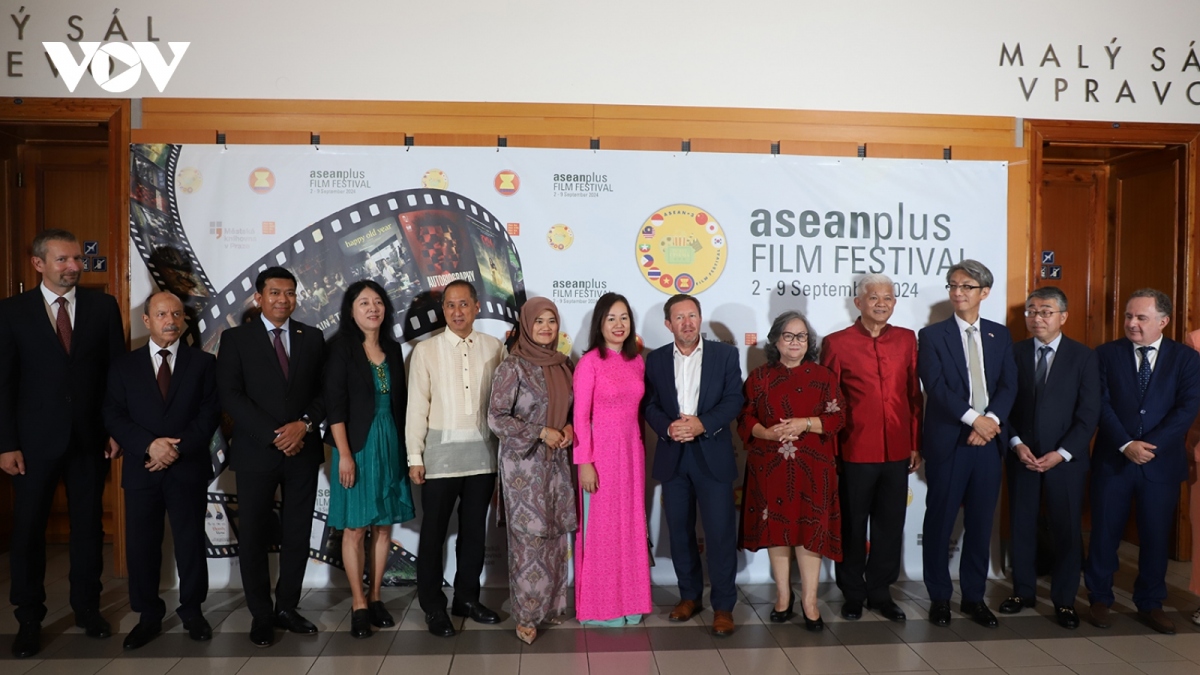 Vietnam bring two films to ASEAN film festival in Prague