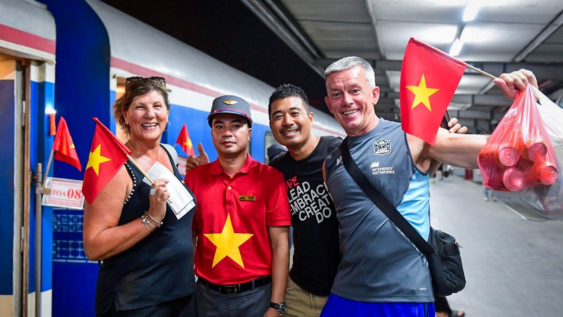 Vietnamese national flag shines in check-in photos of international tourists on September 2