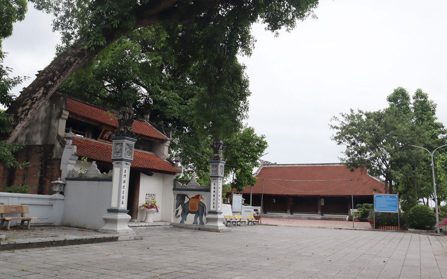 Hanoi recognizes Hat Mon Temple as special national relic