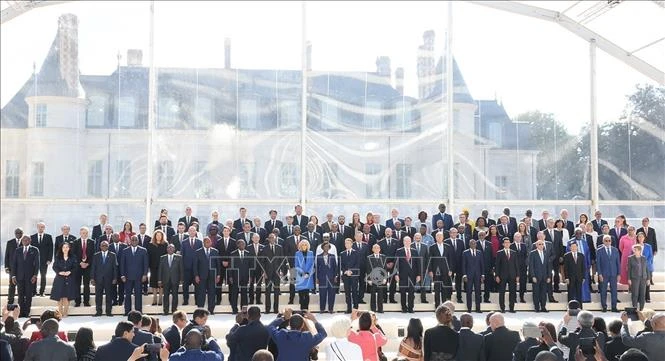 Top Vietnamese leader meets Guinea-Bissau, Madagascar, Ghana presidents in France