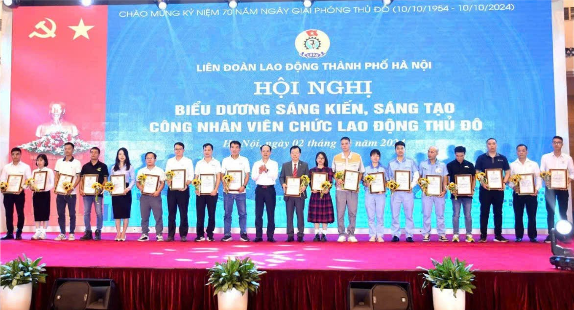 Hanoi honors ten outstanding businesses for employees in 2024