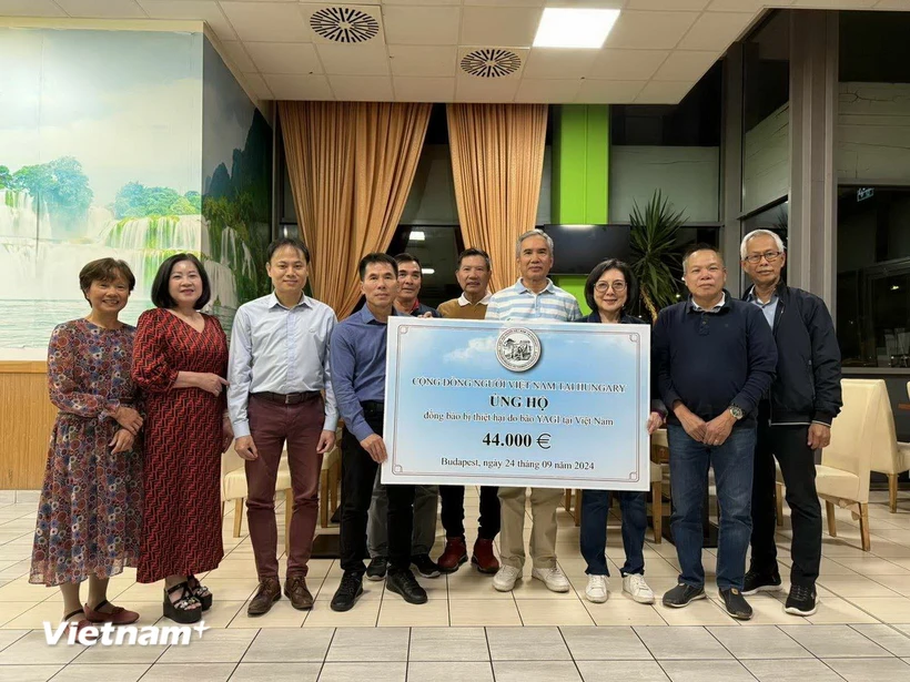 Overseas Vietnamese in Hungary support Yagi victims