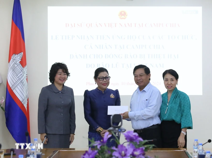 Cambodia continues to support natural disaster victims in Vietnam