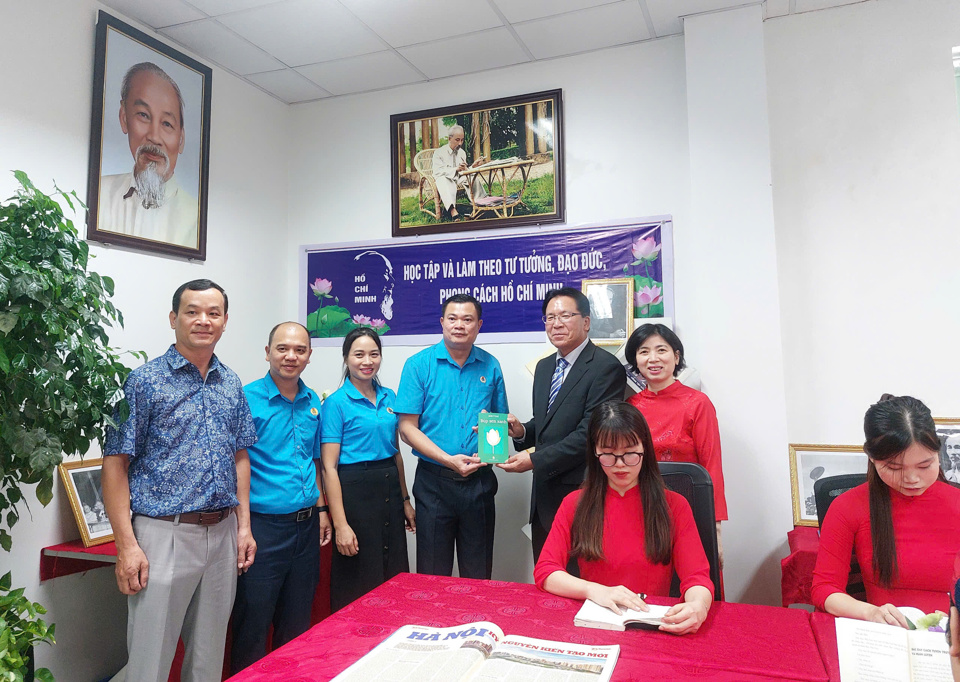 Hanoi inaugurates Ho Chi Minh Cultural Space at industrial zone