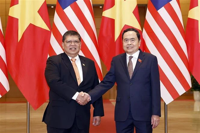 NA Chairman holds talks with visiting Speaker of Malaysian House of Representatives