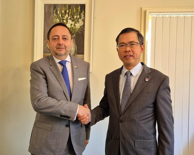 Vietnam wants enhanced cooperation with Ecuador Ambassador
