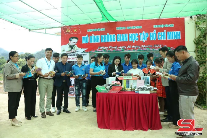 Son La inaugurates Ho Chi Minh Learning Space model