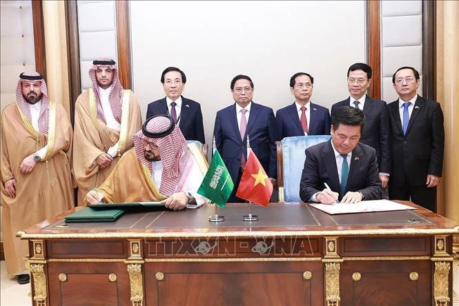 PM asks Vietnam, Saudi Arabia to realise economic cooperation commitments