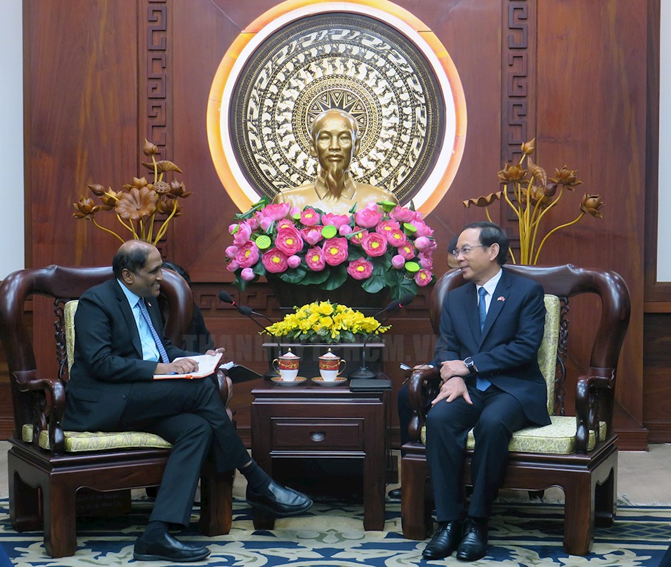 Ho Chi Minh City and Singapore have favorable conditions and opportunities for faster, more effective cooperation