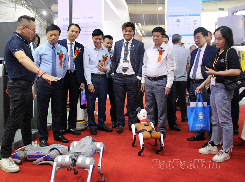 Vietnam Industrial and Manufacturing Fair 2024 opens in Bac Ninh province