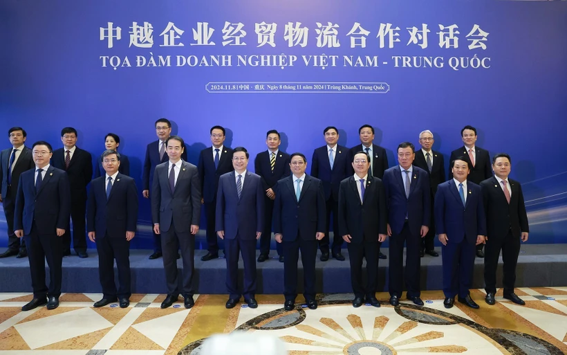 PM calls on Vietnamese, Chinese firms to enhance partnerships