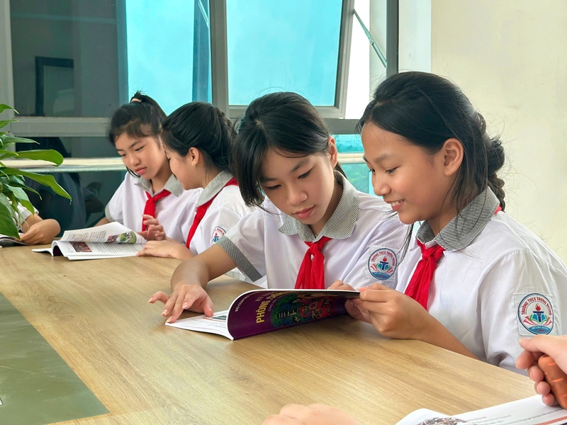 Hanoi secondary school fosters passion for reading