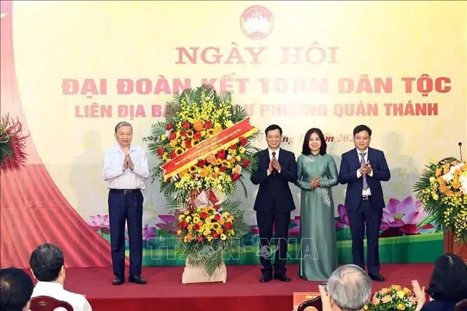 Party leader attends Great National Solidarity Festival in Hanoi