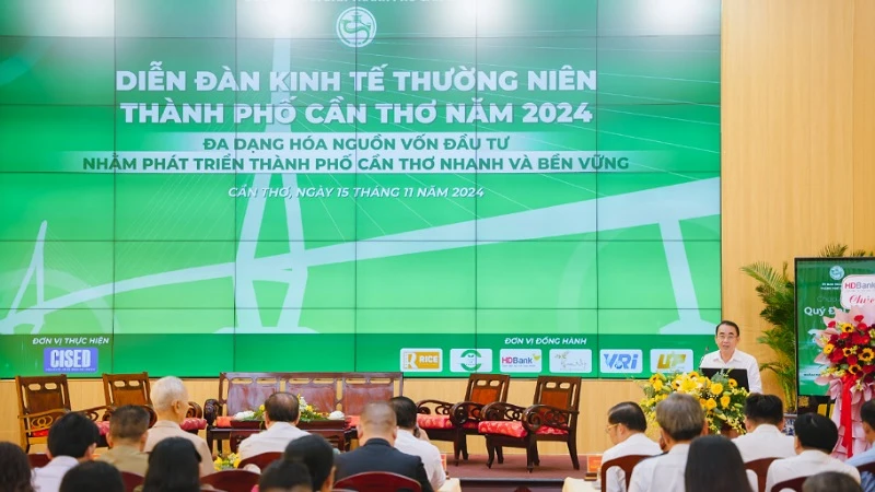 Annual Economic Forum 2024 held in Can Tho