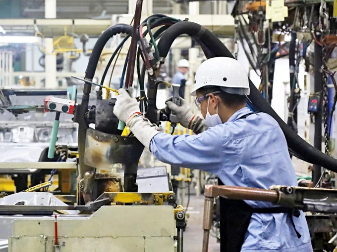 Vietnam spends over 312 billion USD importing goods in 10 months