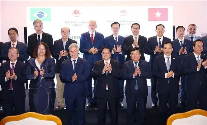 PM attends Vietnam-Brazil business forum in Rio de Janeiro