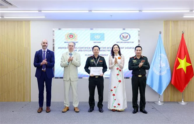 Vietnam joins preparing trainers for peacekeeping courses
