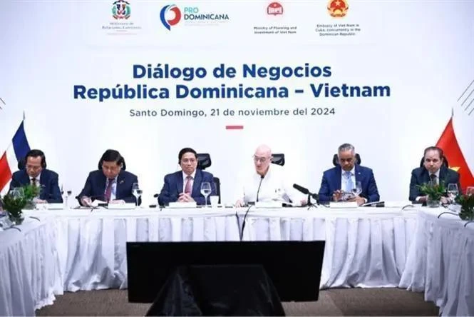 PM attends Dominican Republic-Vietnam business dialogue in Santo Domingo
