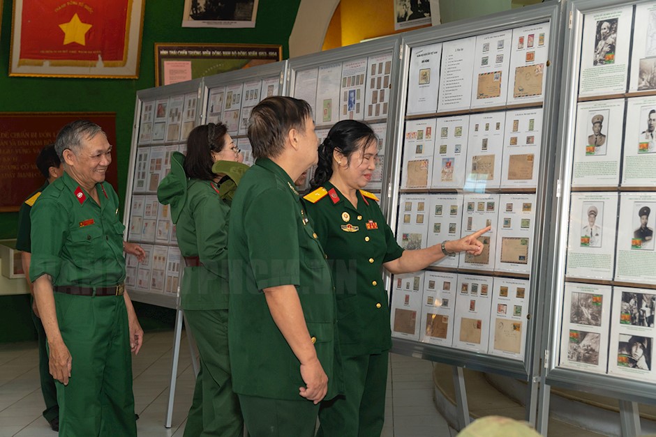 Viet Stamp Exhibition “Forever Worthy of Uncle Ho’s Soldiers”