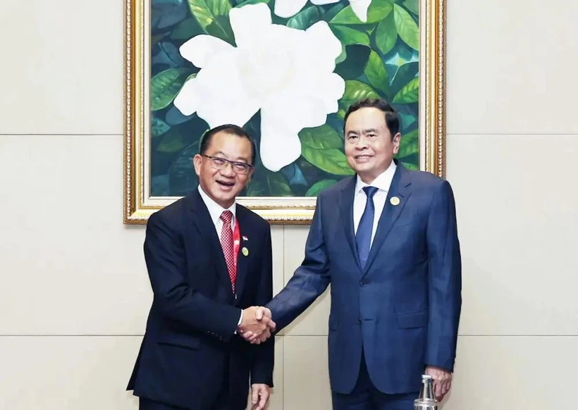 NA leader s visits expected to boost parliamentary partnership between Vietnam and Singapore, Japan