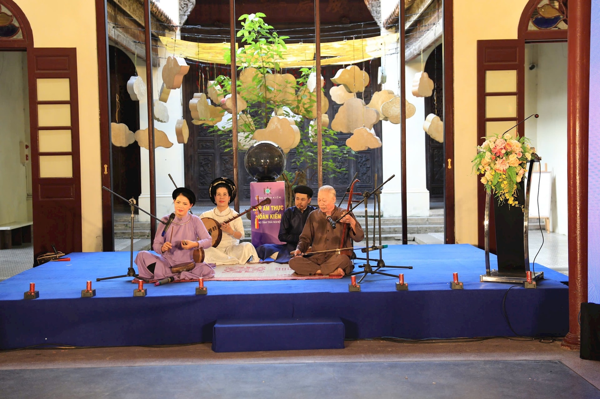 Promoting culinary quintessence of Hanoi s Old Quarter through Hoan Kiem Cuisine App