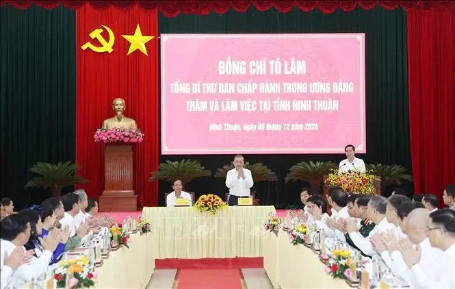 Party chief urges Ninh Thuan to capitalise on great potential from land, people