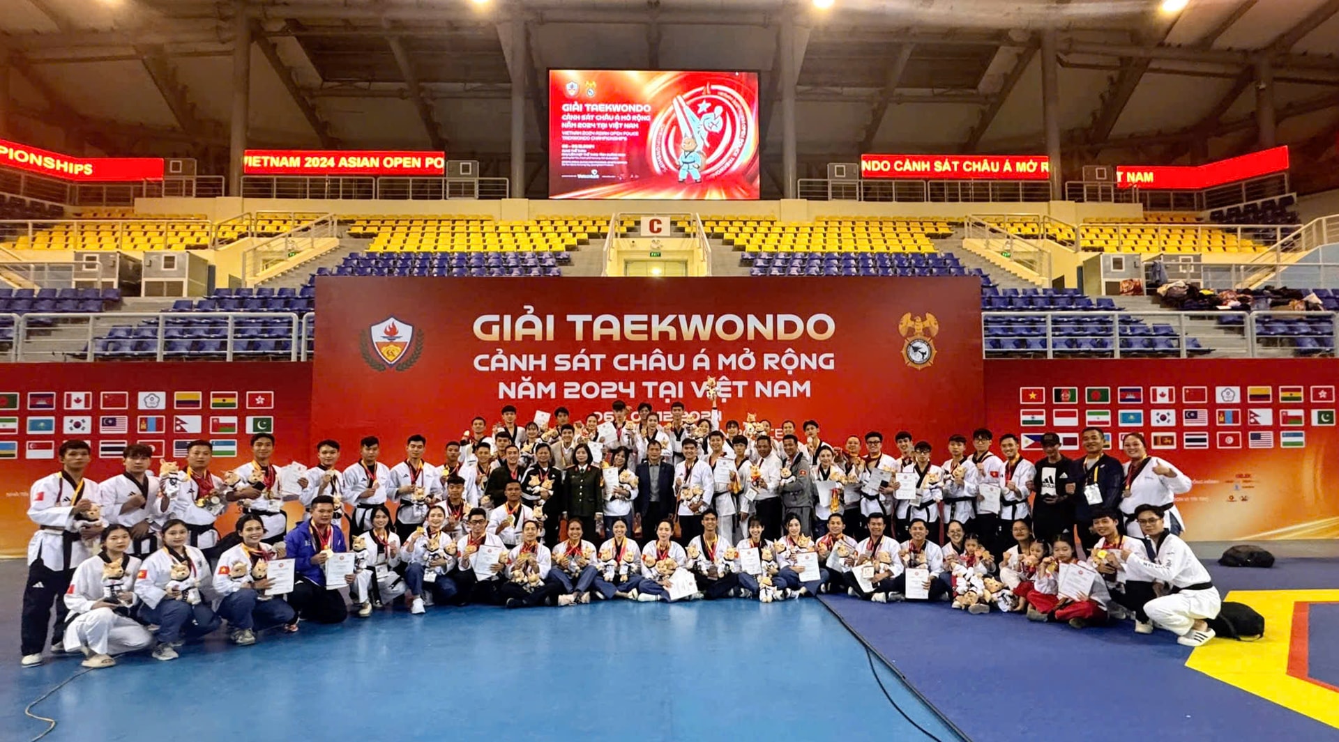 Vietnam wins top position at Vietnam 2024 Asian Open Police Taekwondo Championships