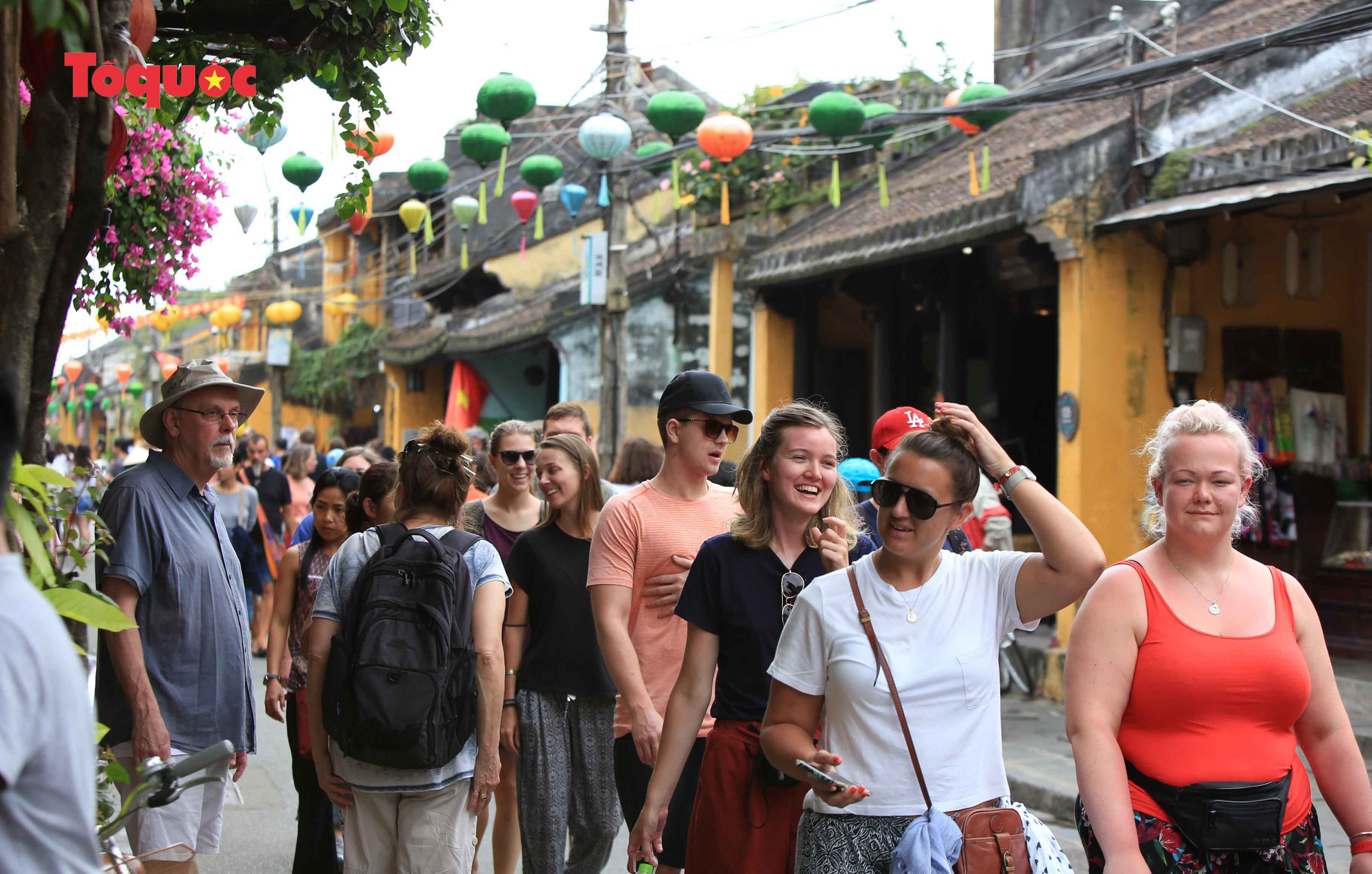 Asia sends most tourists to Vietnam in 11 months