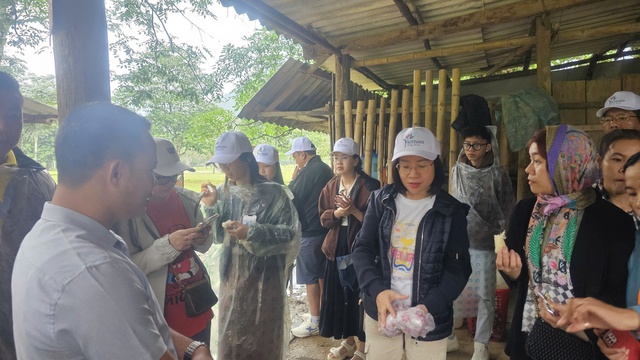 Many tourism businesses survey destinations in Quang Binh