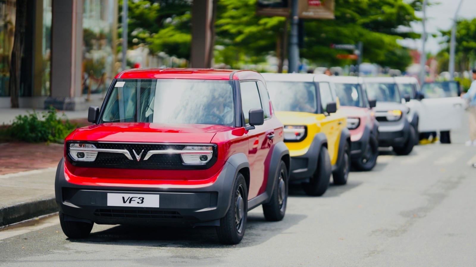 VinFast delivers over 16,000 EVs in November