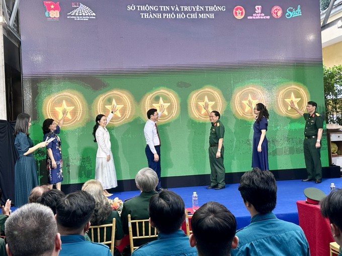 Ho Chi Minh City book street to mark 80th founding anniversary of Vietnam People’s Army